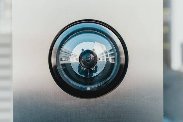 Quelles sont les règles à respecter pour installer un système de surveillance ?